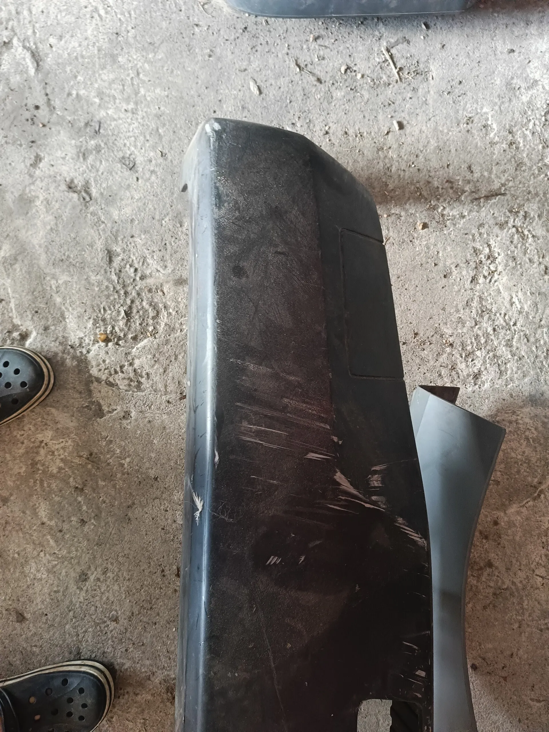 бампер передний б/у Мерседес-Бенц 814