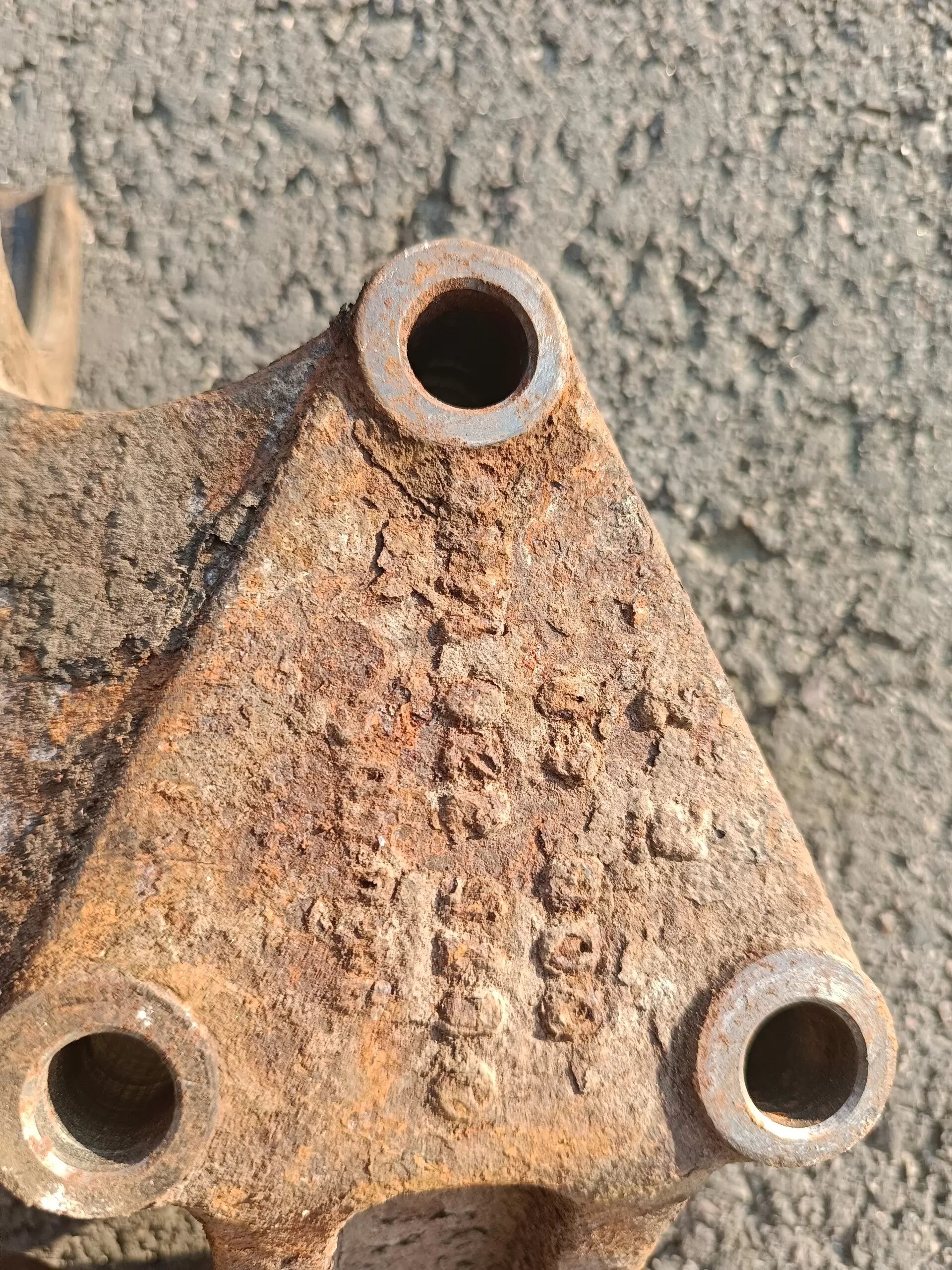 кронштейн стабилизатора заднего