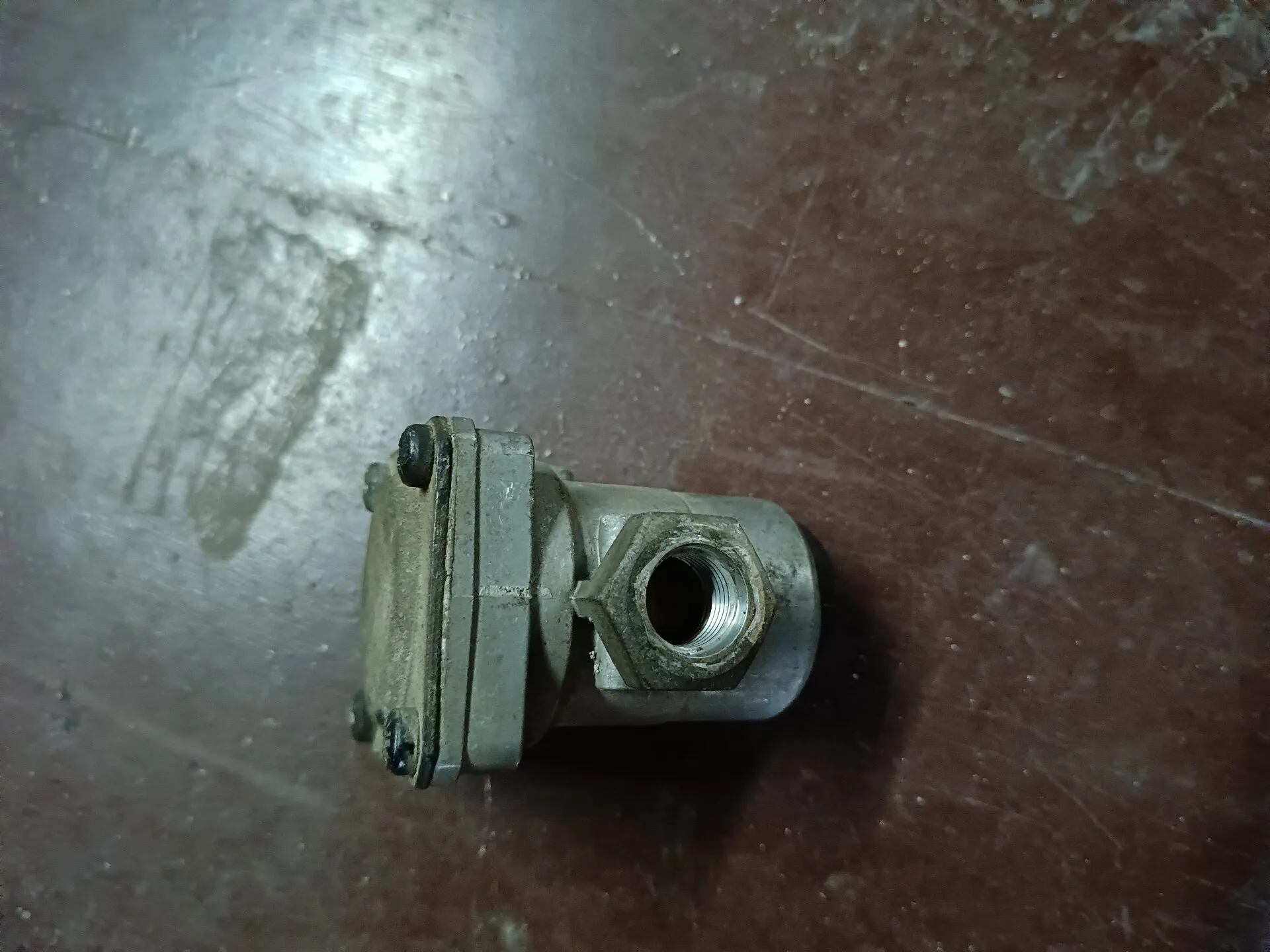 4750155120  клапан управления давлением