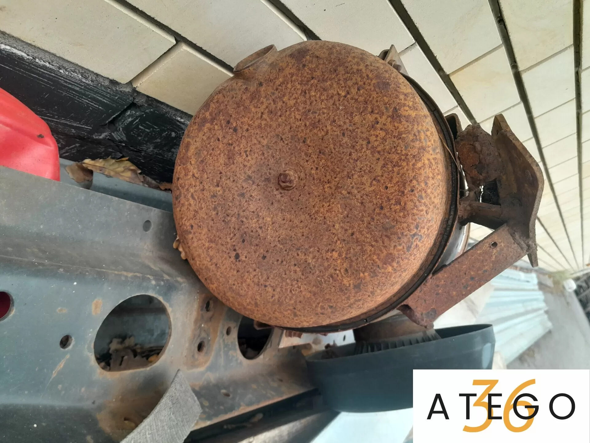 81.08301.6281 корпус воздушного фильтра