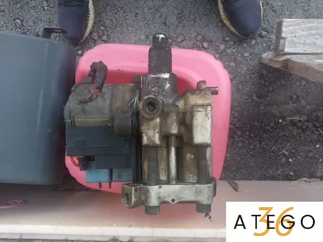 Блок ABS Мерседес-Бенц Варио W670