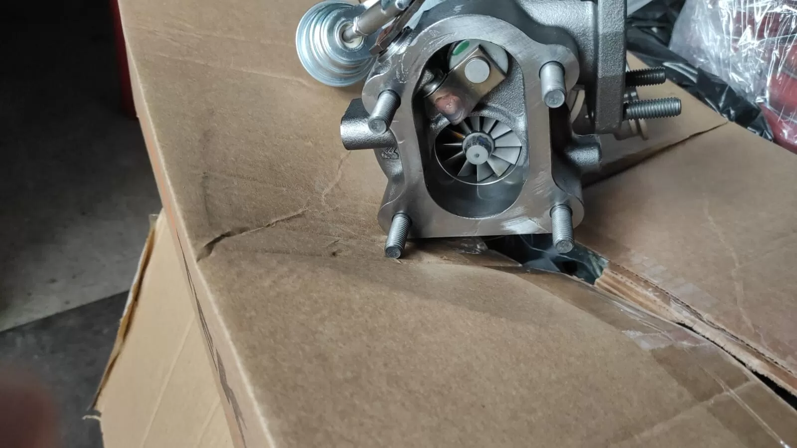 турбина двигателя OM904LA