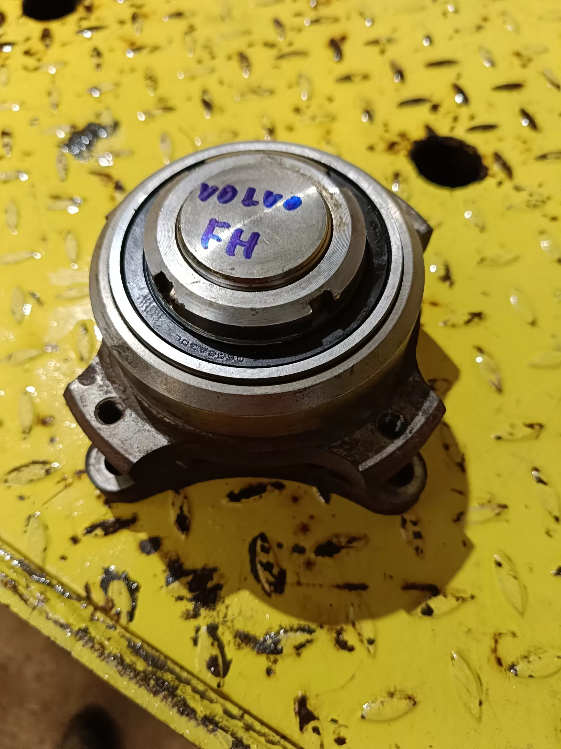 20810755 ступица вискомуфты Вольво FH