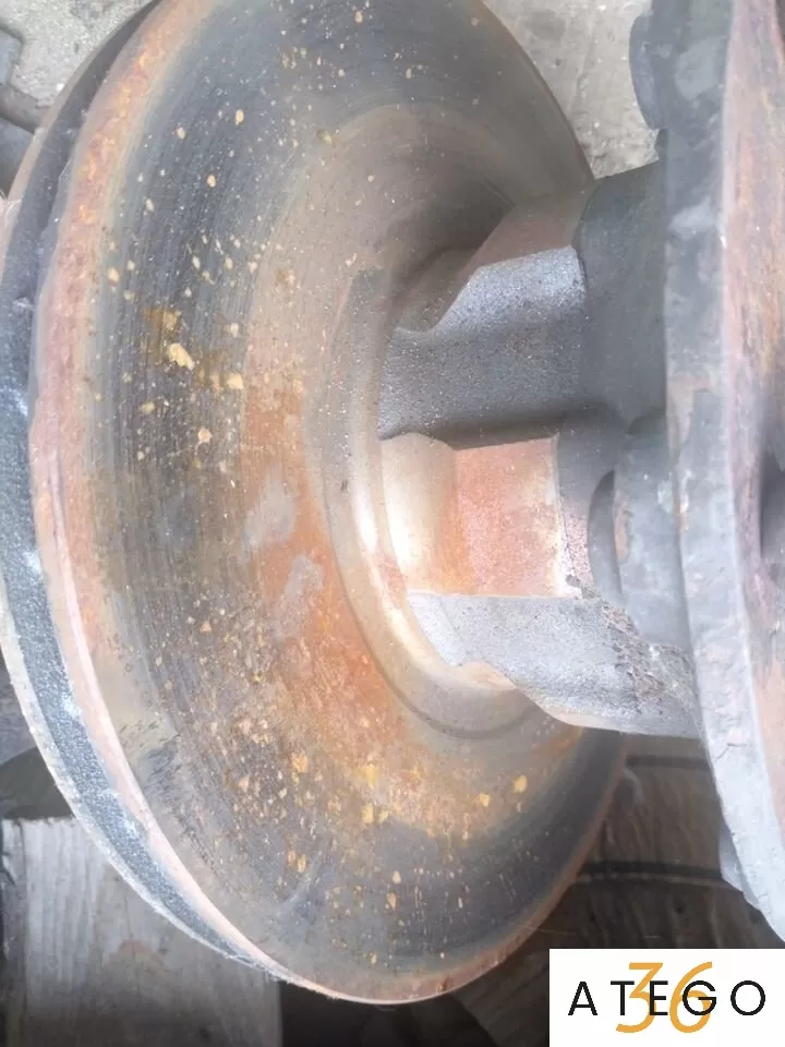 Балка передняя Мерседес-Бенц