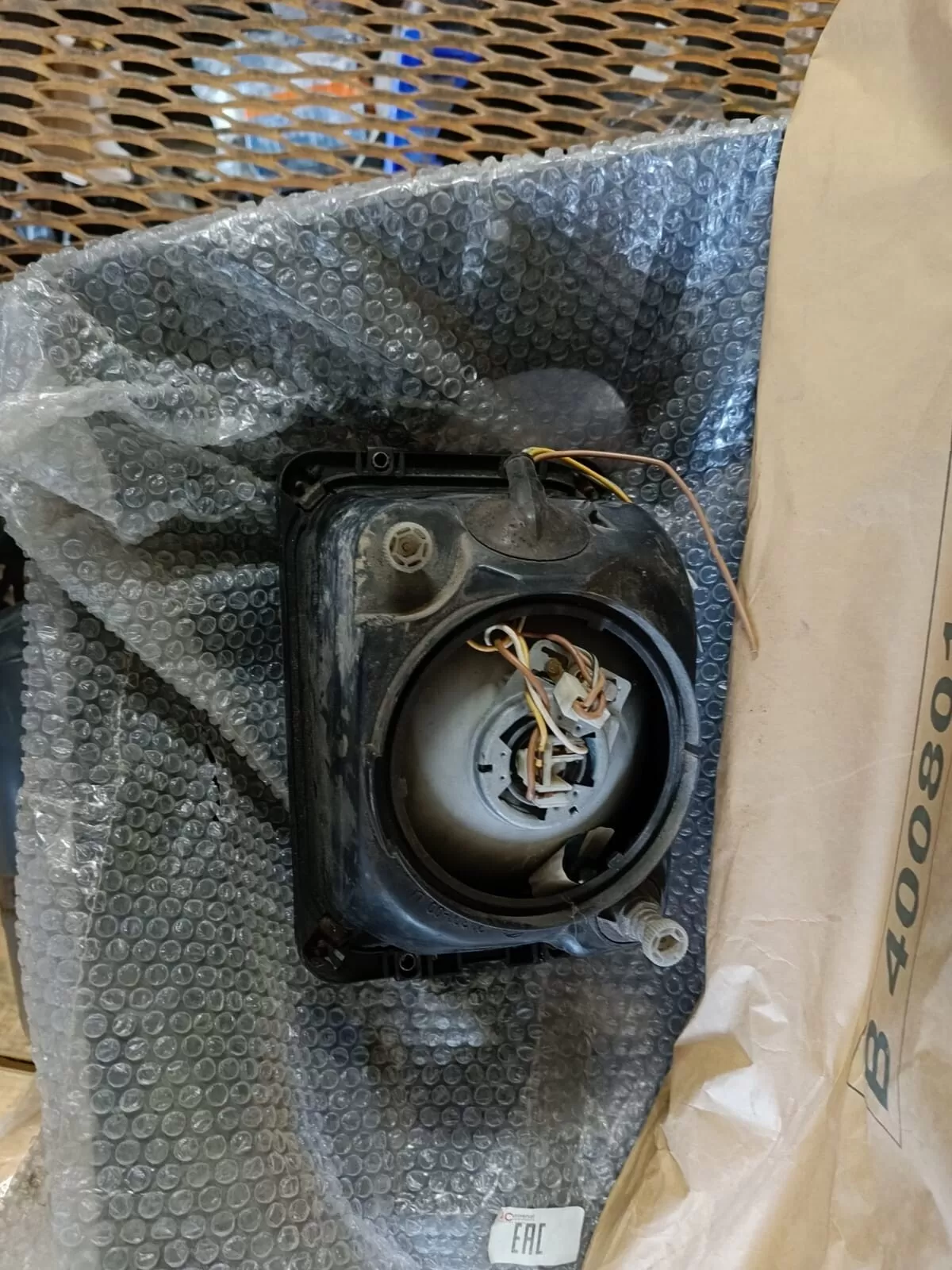 Левая фара Mercedes-Benz 814 — автосвет, б/у, оригинал