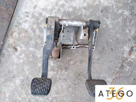 Педальный узел – запчасти для грузовиков в Атего36 {city|им}