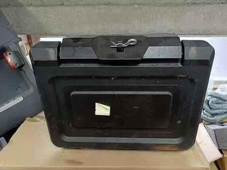 Ящик инструментальный Мерседес/ Ман/ Ивеко/Рено