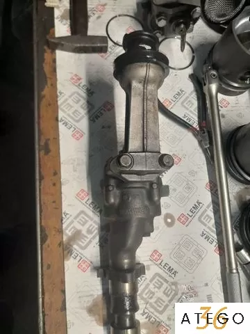 Масляный насос двигателя OM364LA Mercedes – оригинал, в наличии