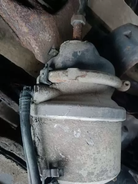 A0204204018 задний энергоаккумулятор Mercedes-Benz Atego